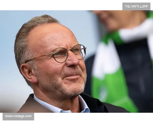 拜仁足球传奇鲁梅尼格职业生涯踢过哪些位置及其影响力解析 拜仁足球传奇鲁梅尼格职业生涯踢过哪些位置及其影响力解析