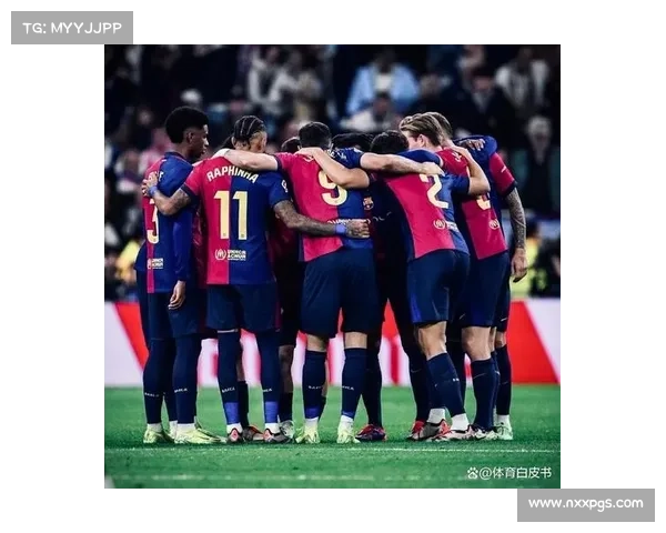 巴萨豪取西甲八连胜 洛夫顿因犯规停赛两场并罚款五万 巴萨豪取西甲八连胜 洛夫顿因犯规停赛两场并罚款五万